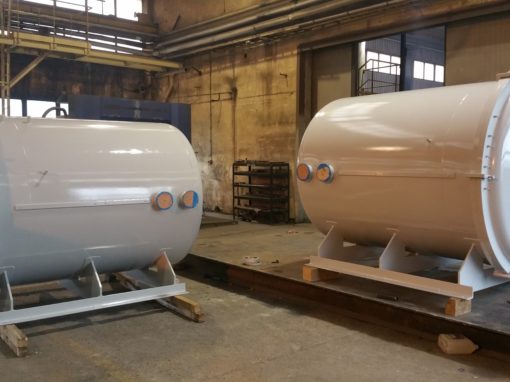 Vacuum chambers